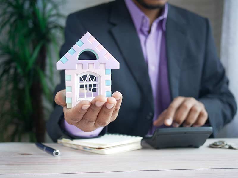 Venta de viviendas y locales